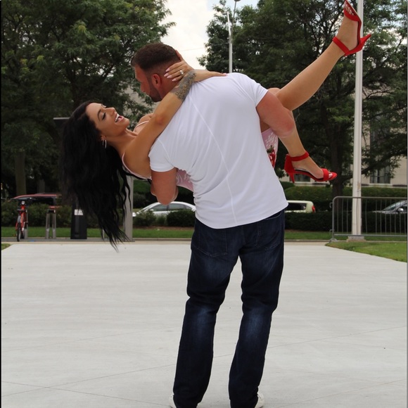 Meet your Posher, Ashley - Picture 9 of 16